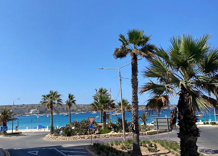 Sunshine - Modern Three Bedroom Ground Floor With Yard Apartamento Mellieħa